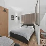 Refined And Bright Studio In The Prestigious 16Th Arrondissement